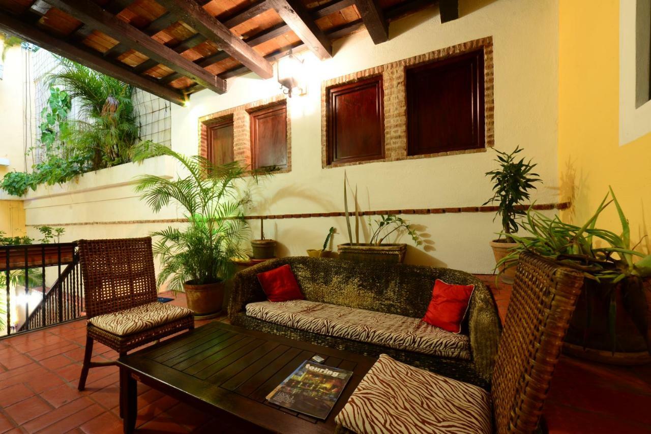 Casa Naemie Hotel Santo Domingo Exterior foto